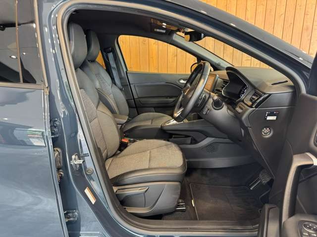 キャプチャー ブラック スタイル　150台限定車