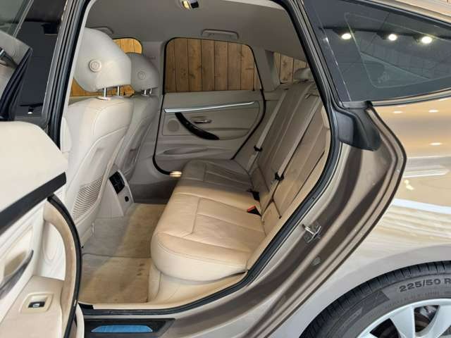 3シリーズグランツーリスモ 320i モダン