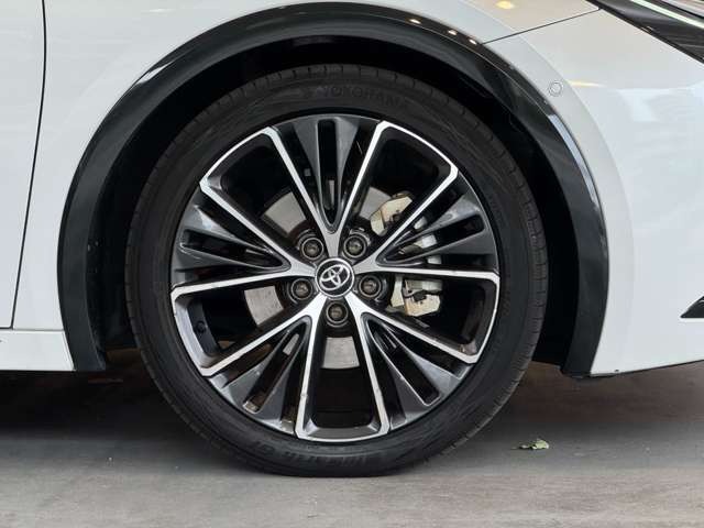 プリウス 2.0 Z E-Four