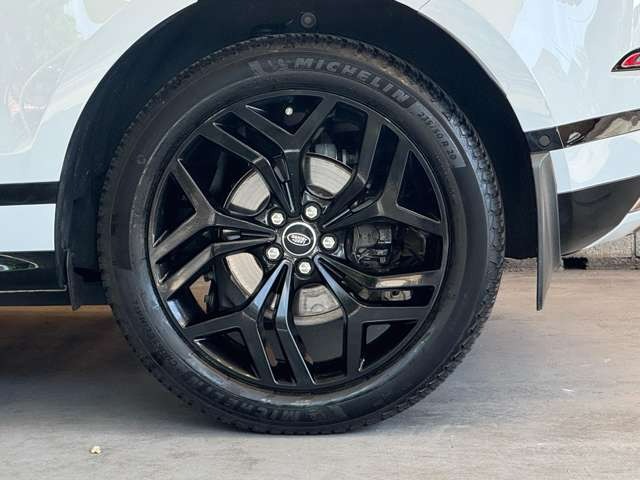 レンジローバーイヴォーク ファーストエディション 2.0L P250