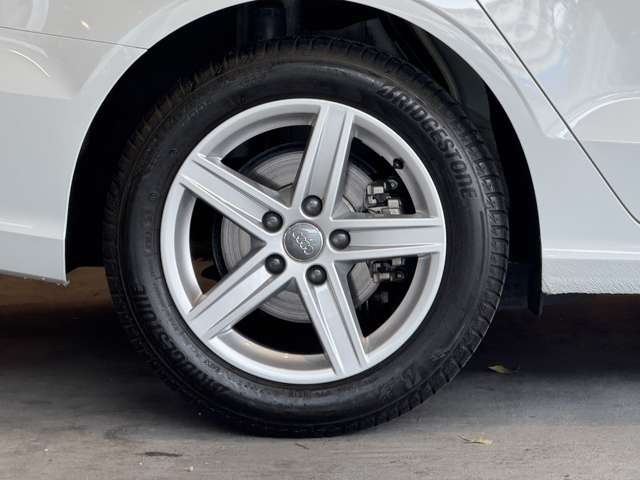 A3セダン 30 TFSI