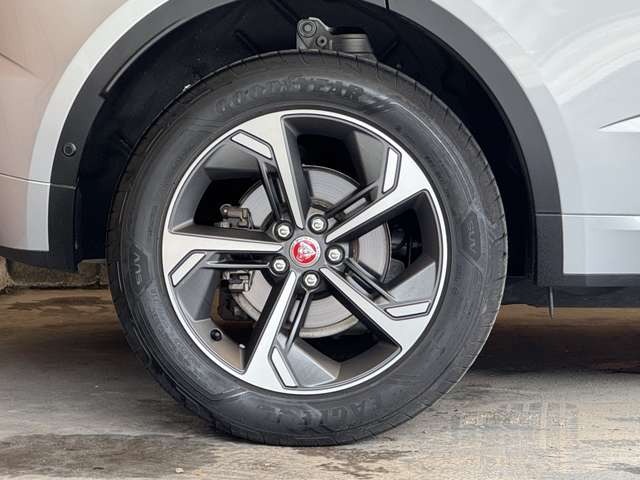 Eペイス Rダイナミック S 2.0L D200