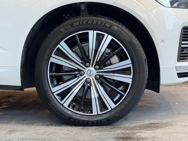 XC60 リチャージ プラグインハイブリッドT6