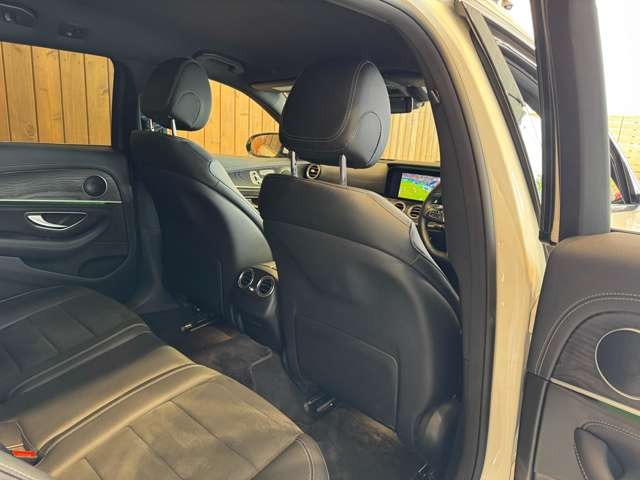 Eクラスワゴン E200 アバンギャルド スポーツ