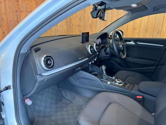 A3セダン 30 TFSI