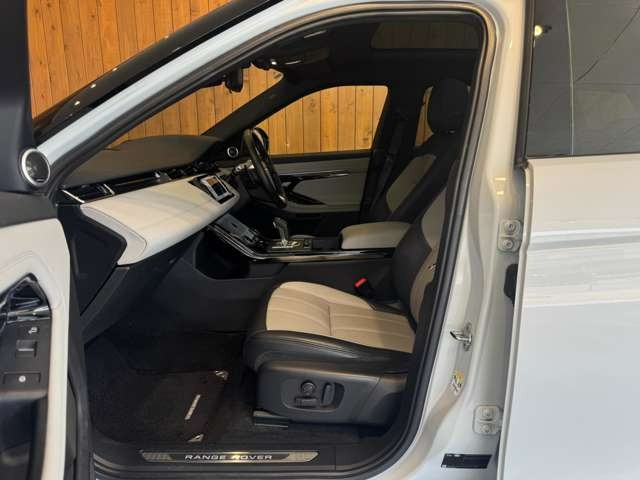 レンジローバーイヴォーク ファーストエディション 2.0L P250