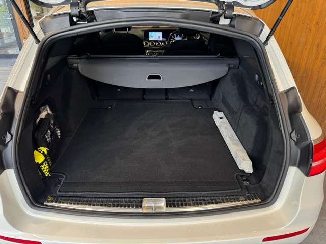 Eクラスワゴン E200 アバンギャルド スポーツ