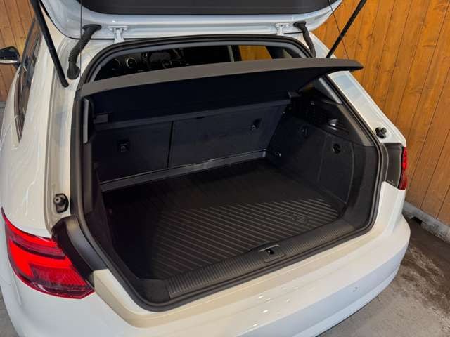 A3 スポーツバック 30 TFSI シグネチャー エディション