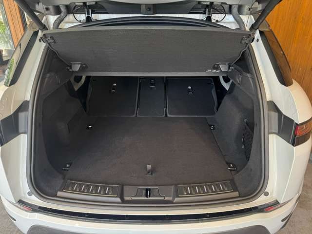 レンジローバーイヴォーク ファーストエディション 2.0L P250