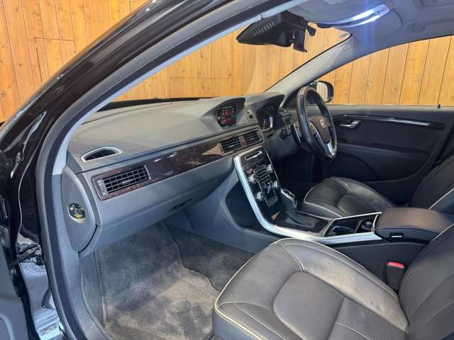 V70 T5 クラシック　ポールスターエンジニアード