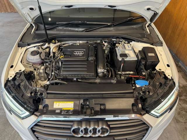 A3 スポーツバック 30 TFSI シグネチャー エディション