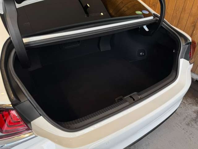 ES 300h Fスポーツ