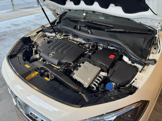 GLAクラス GLA200 d 4マチック AMGラインパッケージ