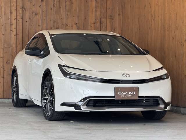 プリウス 2.0 Z E-Four