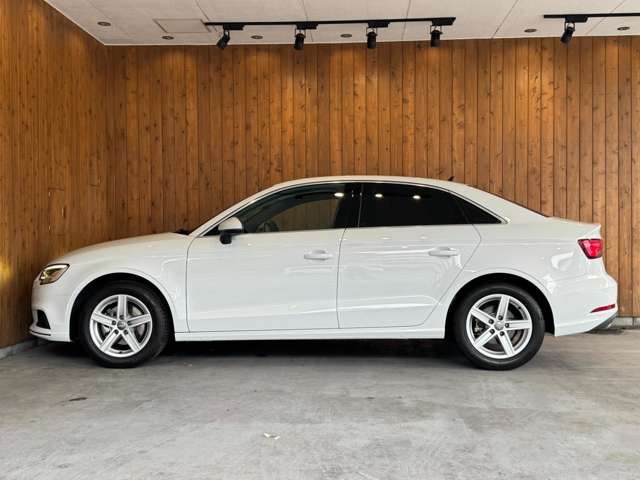 A3セダン 30 TFSI