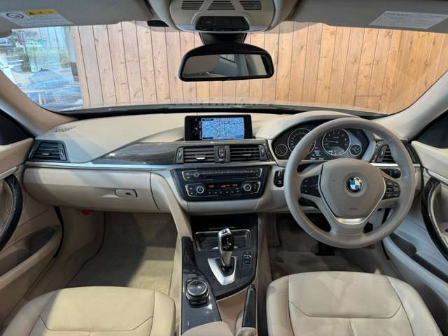 3シリーズグランツーリスモ 320i モダン