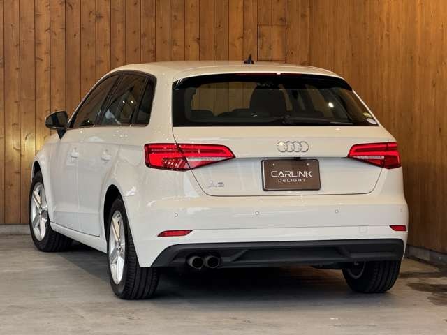 A3 スポーツバック 30 TFSI シグネチャー エディション