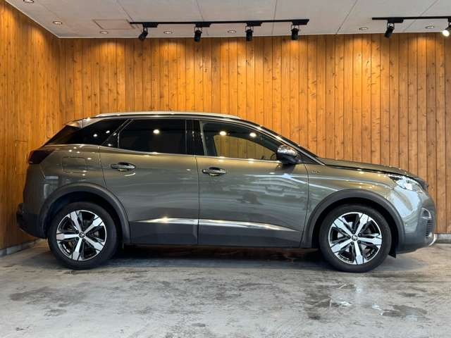 3008 GT ブルーHDi