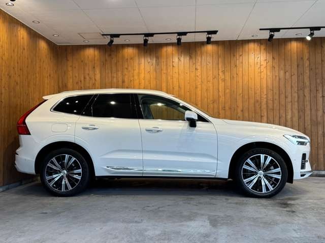 XC60 リチャージ プラグインハイブリッドT6