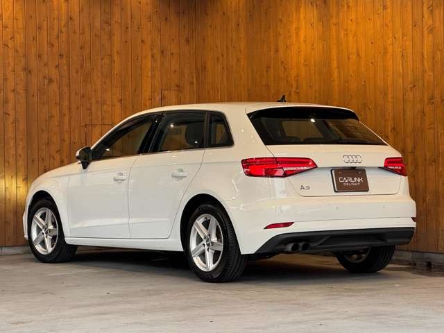 A3 スポーツバック 30 TFSI シグネチャー エディション