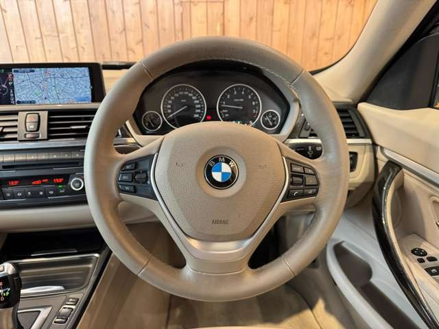 3シリーズグランツーリスモ 320i モダン
