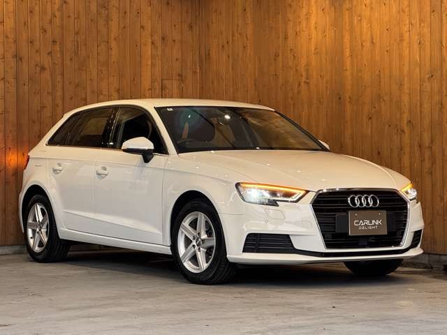 A3 スポーツバック 30 TFSI シグネチャー エディション