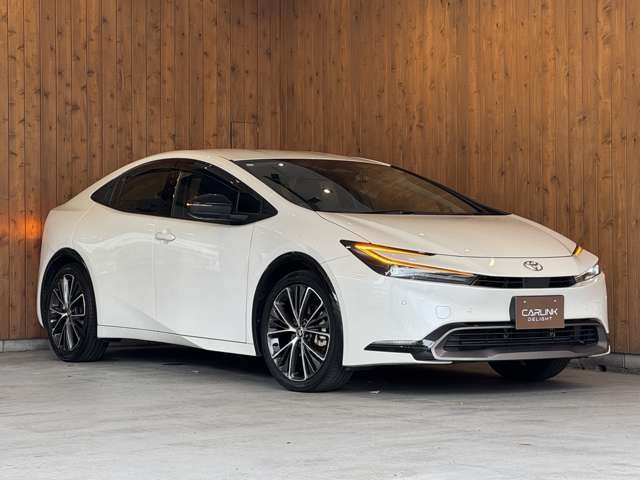 プリウス 2.0 Z E-Four