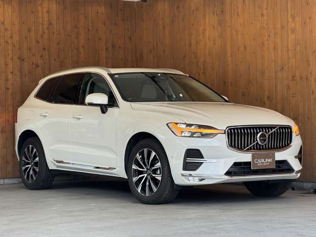 XC60 アルティメット B5 AWD