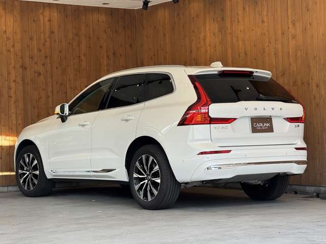 XC60 アルティメット B5 AWD