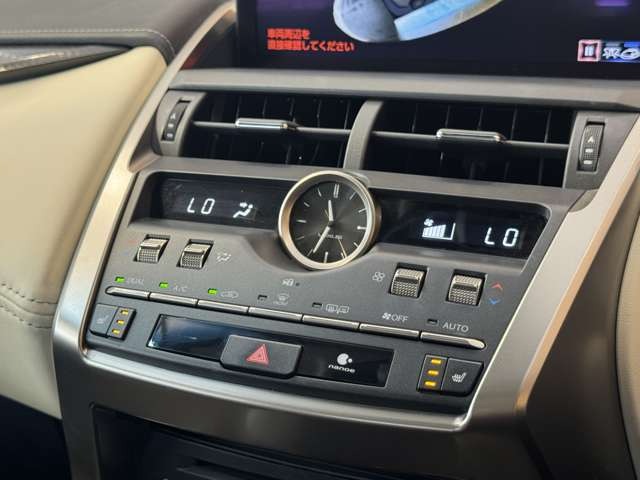 NX 300 ブラック シークエンス