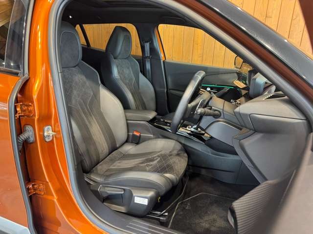 SUV 2008 GTライン パノラミックルーフ