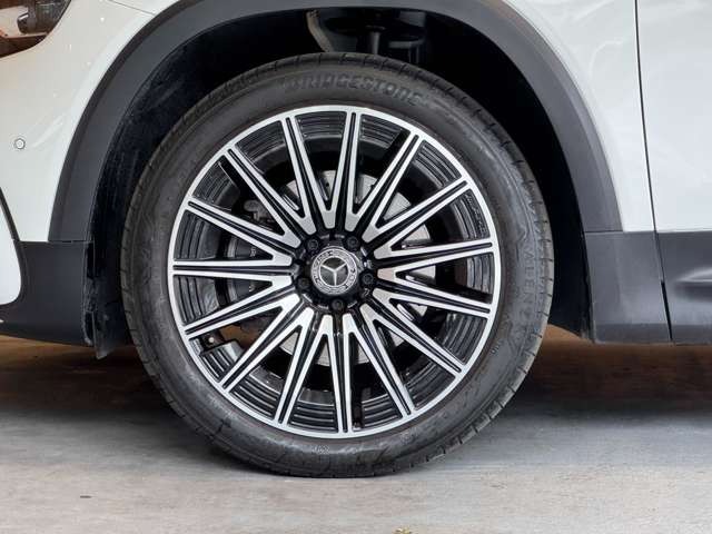 GLB 200d 4マチック AMGラインパッケージ