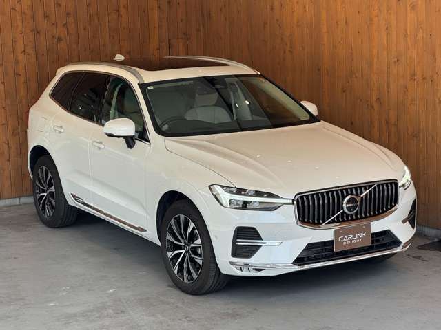 XC60 アルティメット B5 AWD