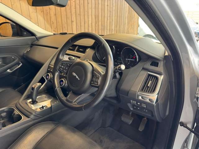 Eペイス 2.0L D180