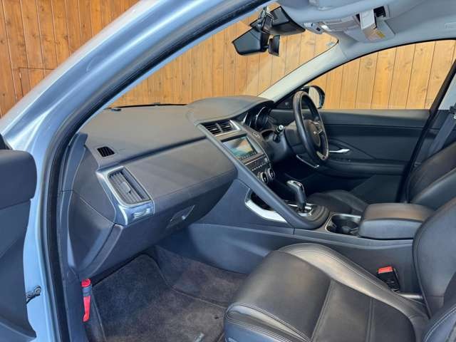 Eペイス 2.0L D180
