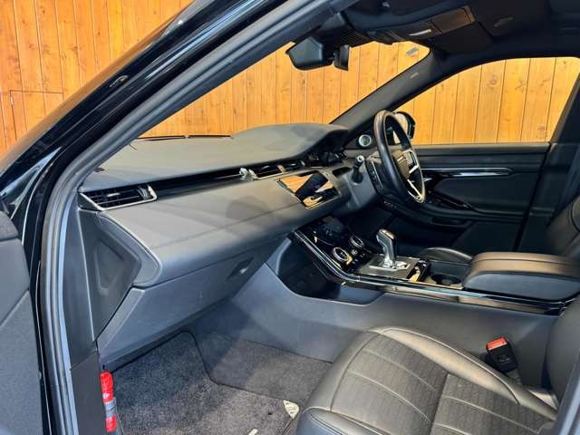 レンジローバーイヴォーク Rダイナミック HSE 2.0L P250