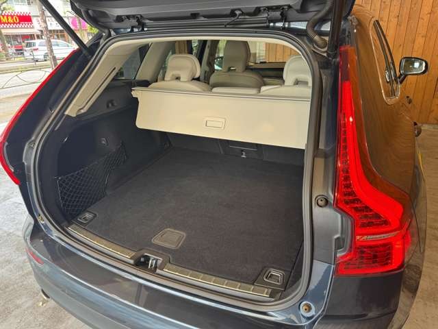 XC60 D4 AWD モメンタム