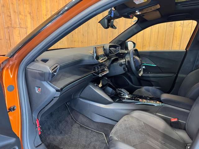 SUV 2008 GTライン パノラミックルーフ