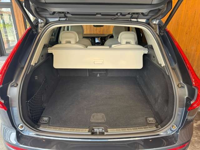XC60 D4 AWD モメンタム