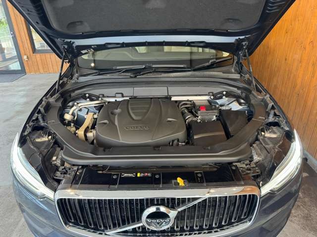 XC60 D4 AWD モメンタム