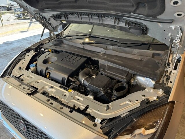 Eペイス 2.0L D180