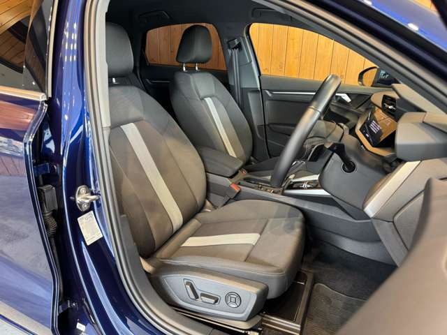 A3セダン 30 TFSI アドバンスト