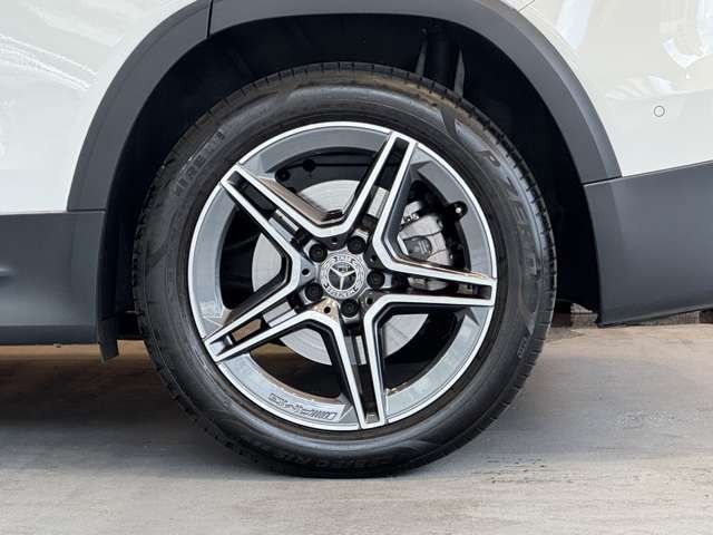 GLB 200d 4マチック AMGラインパッケージ