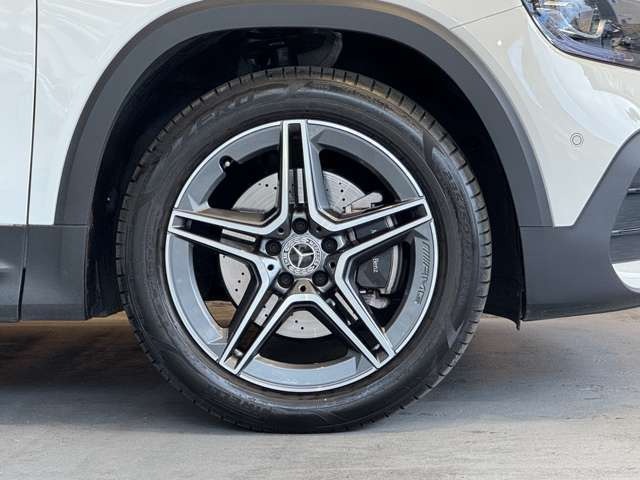 GLB 200d 4マチック AMGラインパッケージ