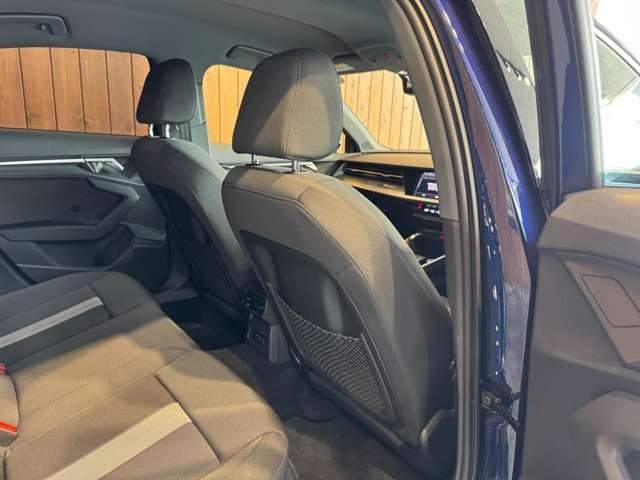 A3セダン 30 TFSI アドバンスト