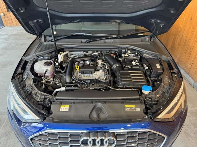 A3セダン 30 TFSI アドバンスト