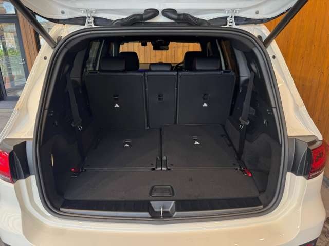 GLB 200d 4マチック AMGラインパッケージ