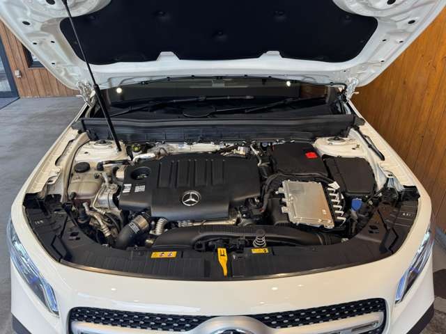 GLB 200d 4マチック AMGラインパッケージ