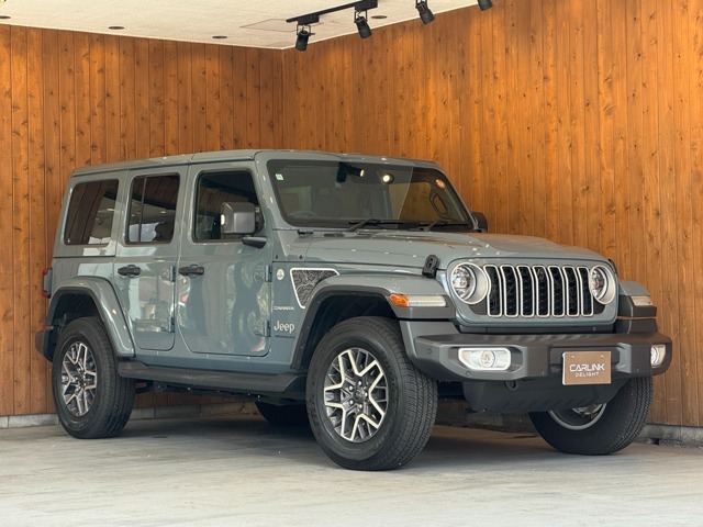 ラングラー アンリミテッド サハラ ローンチ エディション 718.1万円