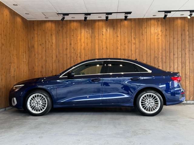 A3セダン 30 TFSI アドバンスト